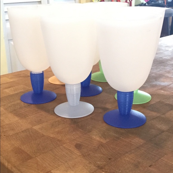 Vintage Tupperware Stemware Goblets - Picture 4 of 7